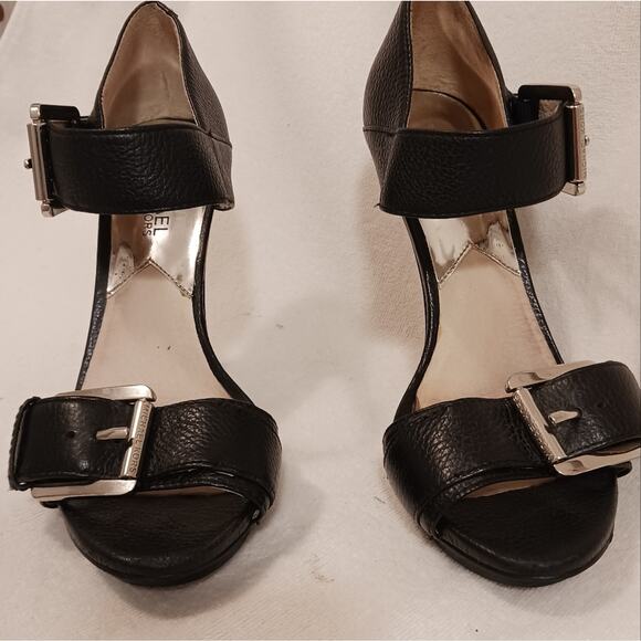 Michael Michael Kors 5" Stiletto Heels Sz 7.5 Black Leather Moderin Buckles Glam - Picture 15 of 16